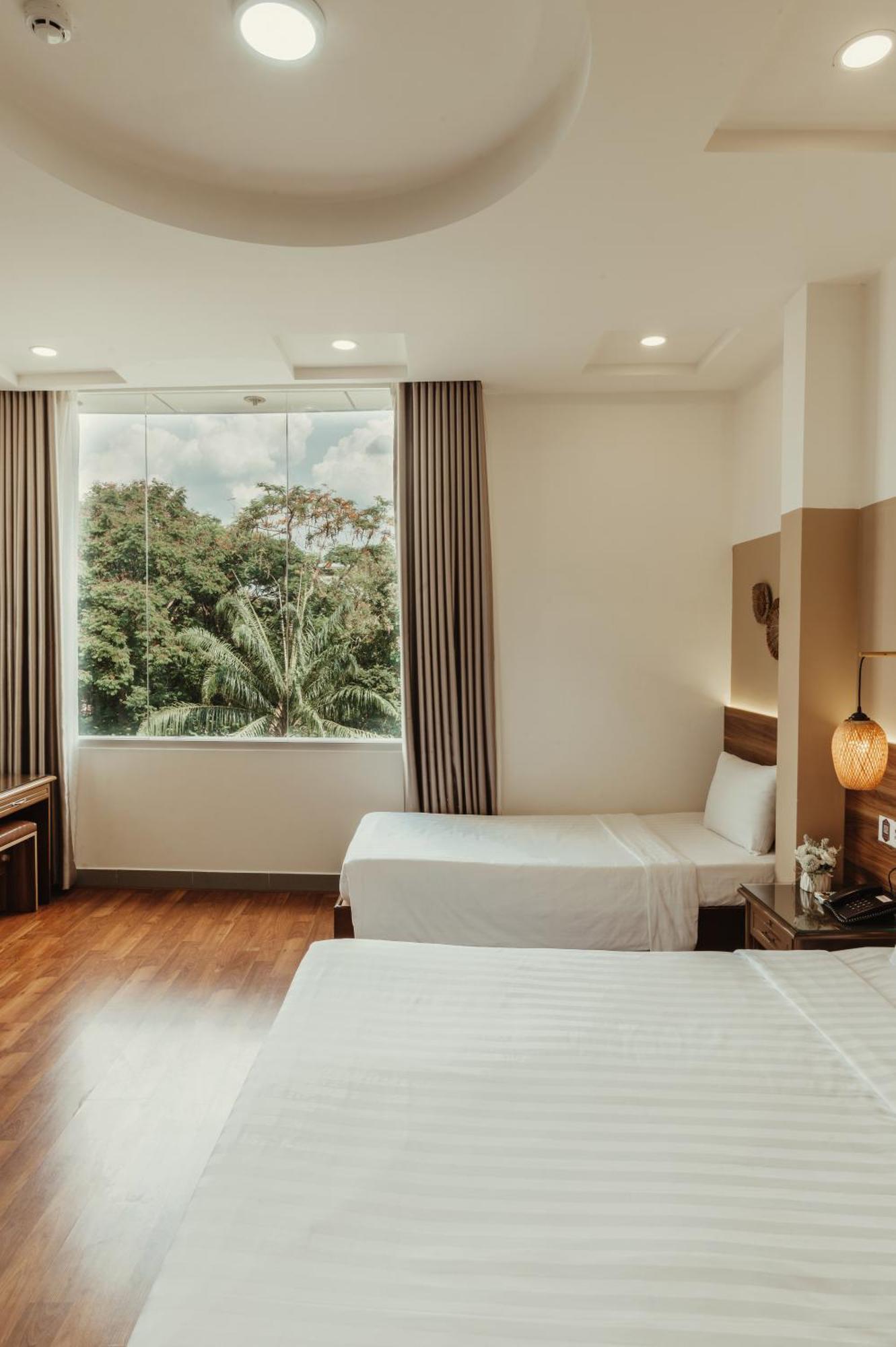 Lantern Hotel โฮจิมินห์ซิตี้ ภายนอก รูปภาพ